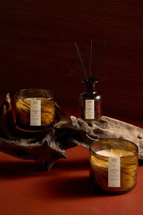 SOREIA Steep candle and diffuser in Carey amber hand-blown glass